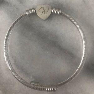 Bracelet with W